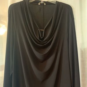 Carl woman’s tunic top